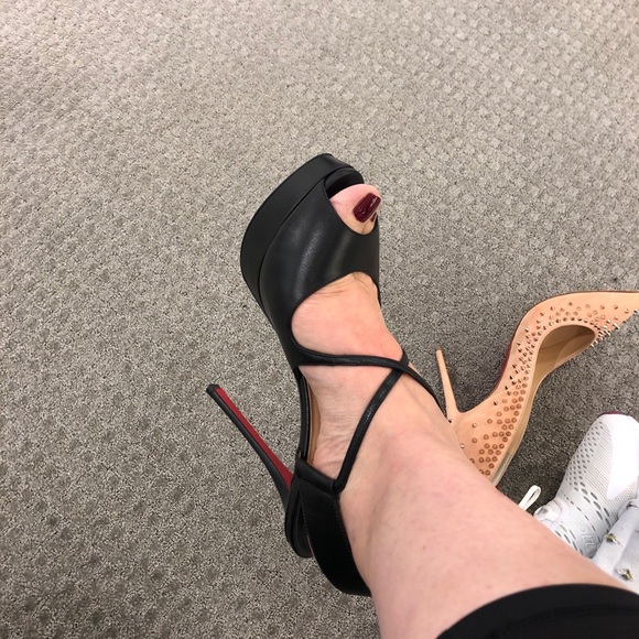 Loubs - Picture 2 of 8